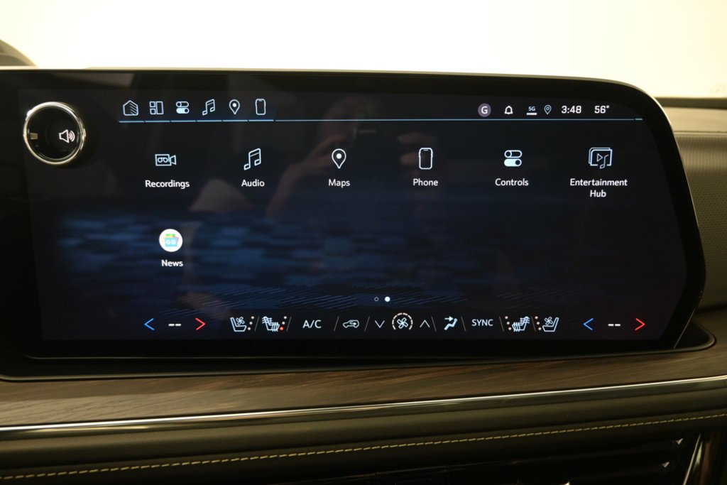 New 2026 Chevrolet Suburban Premier image 30