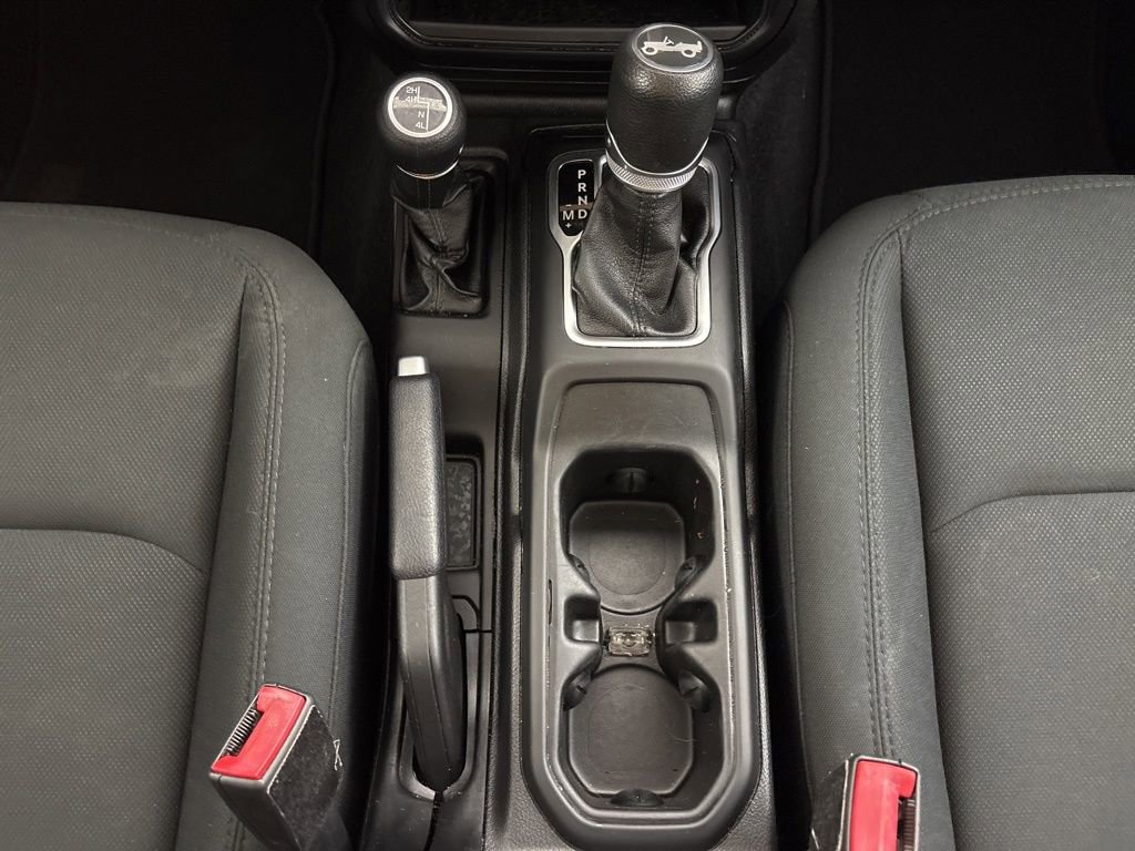 Used 2019 Jeep Wrangler Sport image 24