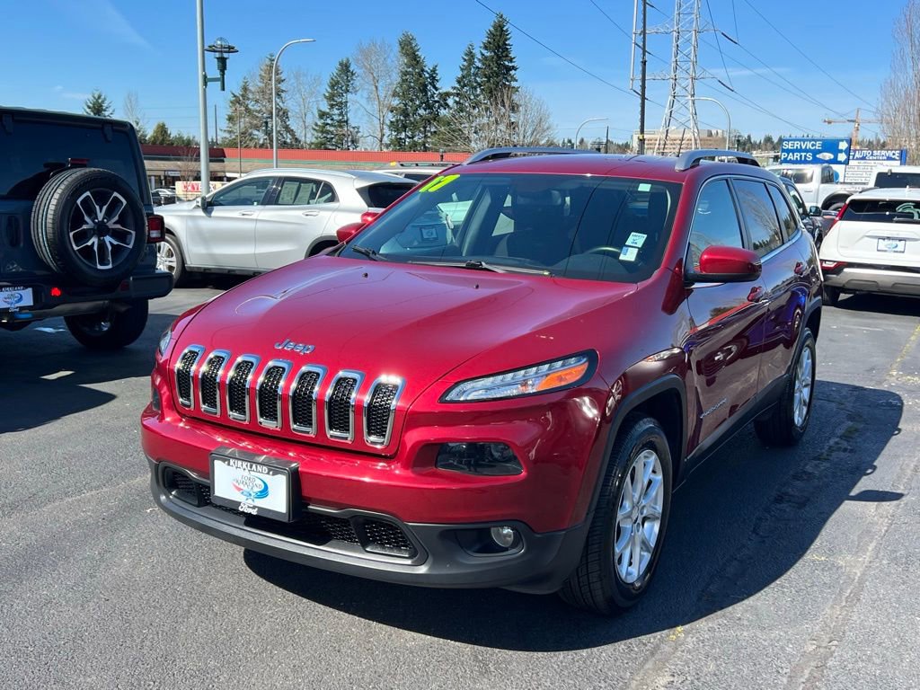 Used 2017 Jeep Cherokee Latitude image 4