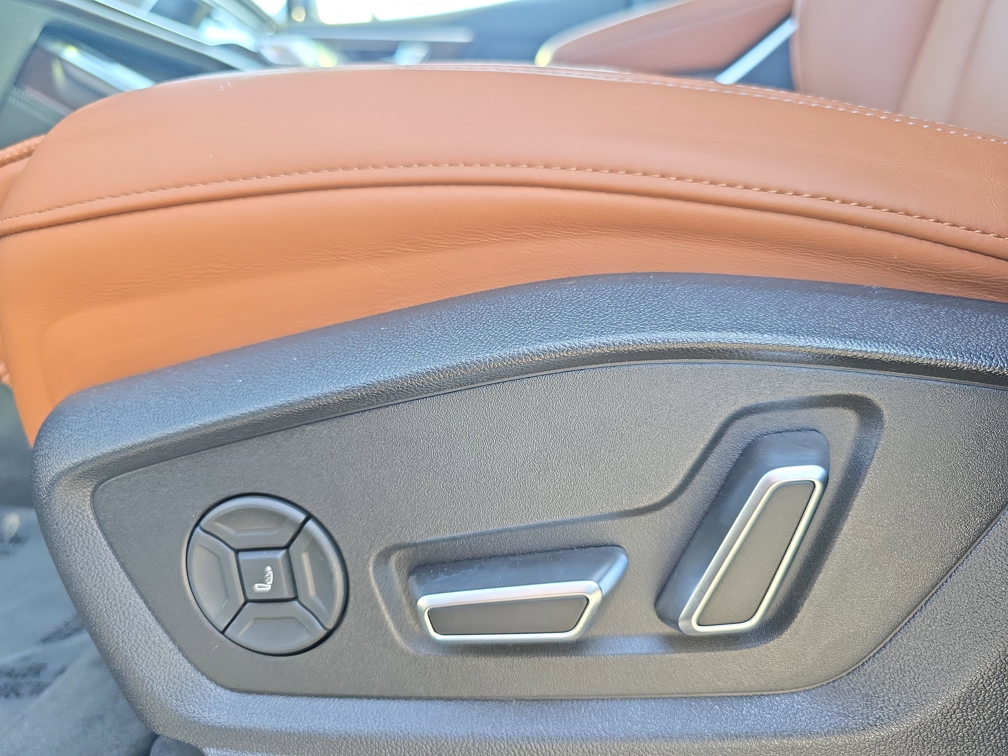 Certified 2025 Audi Q7 3.0T Prestige w/ Prestige Package image 27