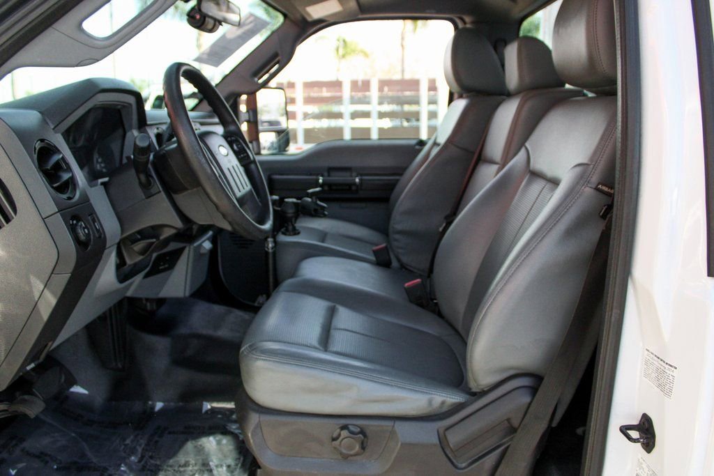 Used 2015 Ford F550 2WD Regular Cab Super Duty image 21