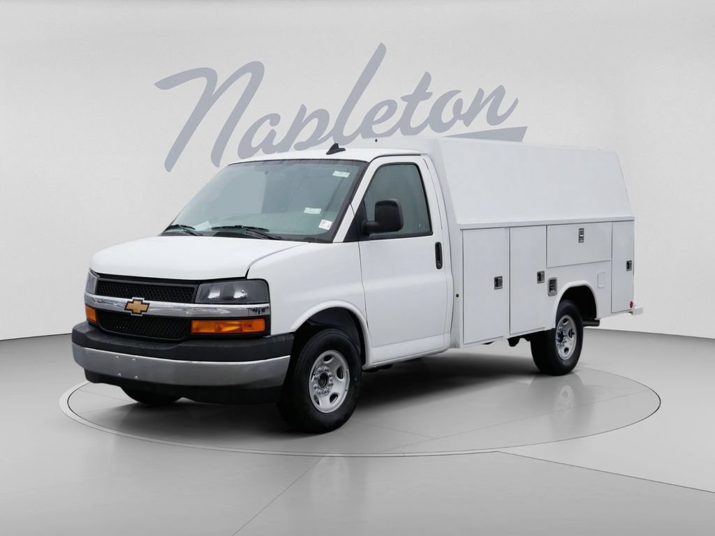 New 2026 Chevrolet Express 3500 w/ Power Convenience Package RWD image 2