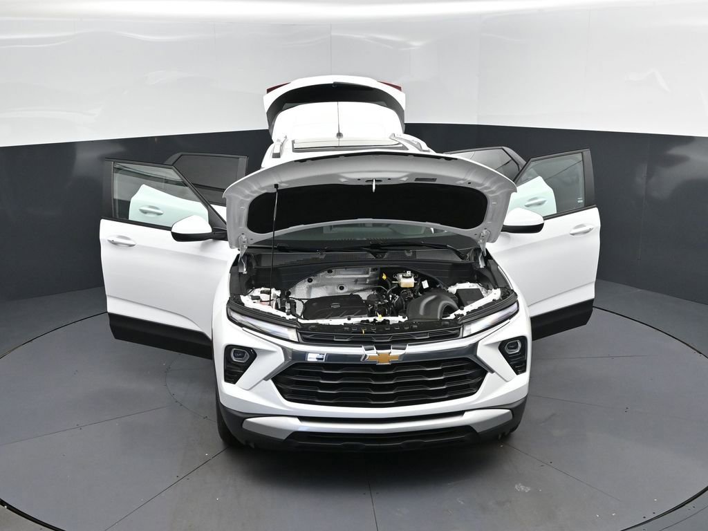 New 2026 Chevrolet TrailBlazer LT w/ LT Cold Weather Package FWD image 52