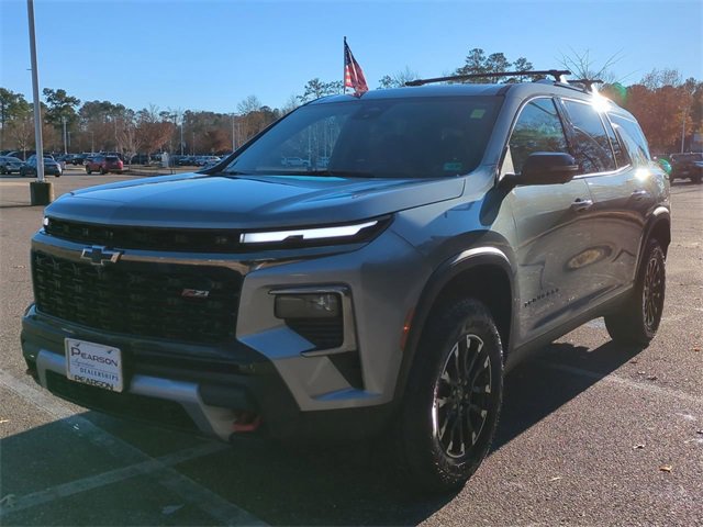 Used 2024 Chevrolet Traverse Z71 image 8