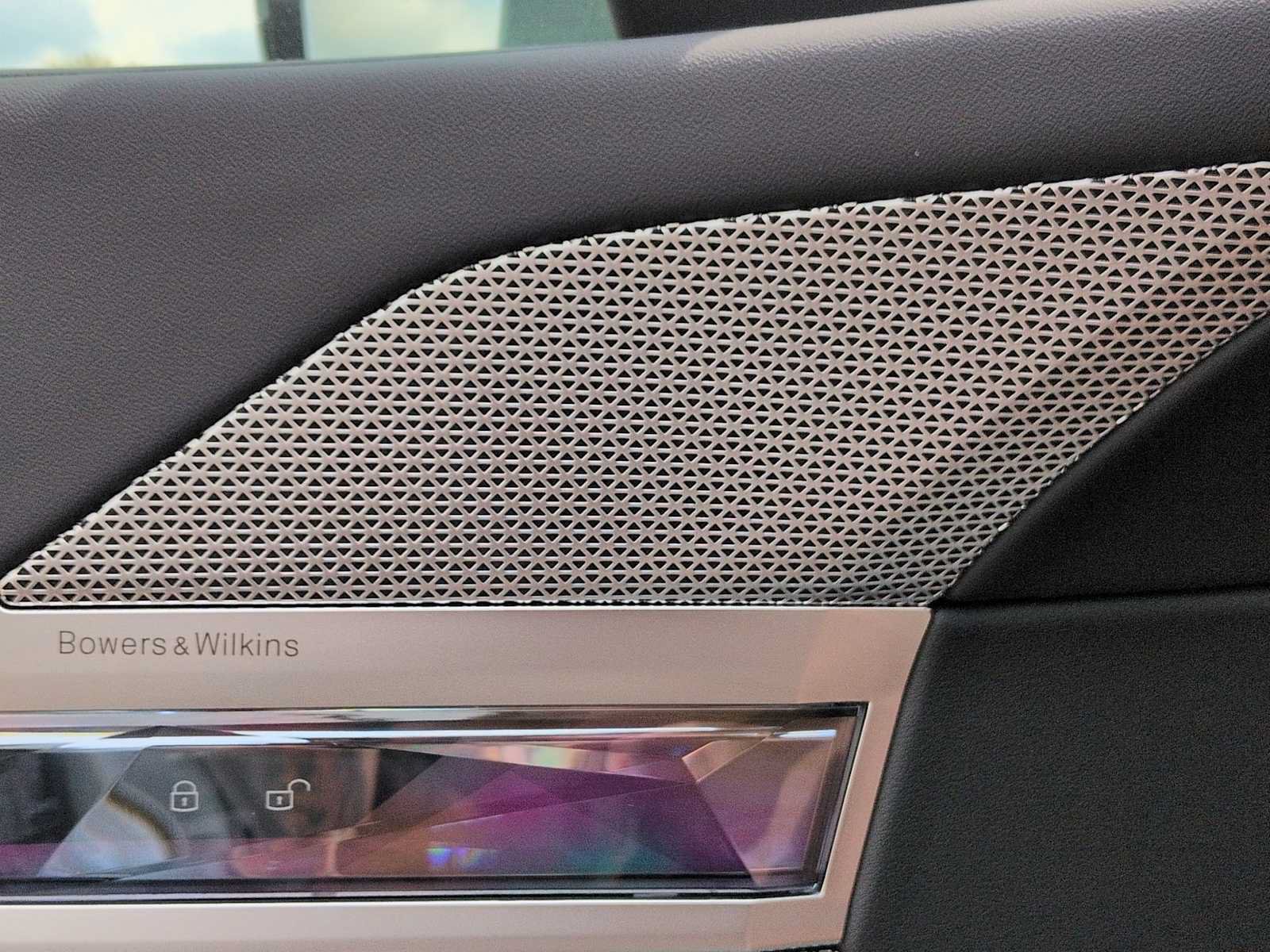 New 2025 BMW 740i xDrive AWD/4WD image 33