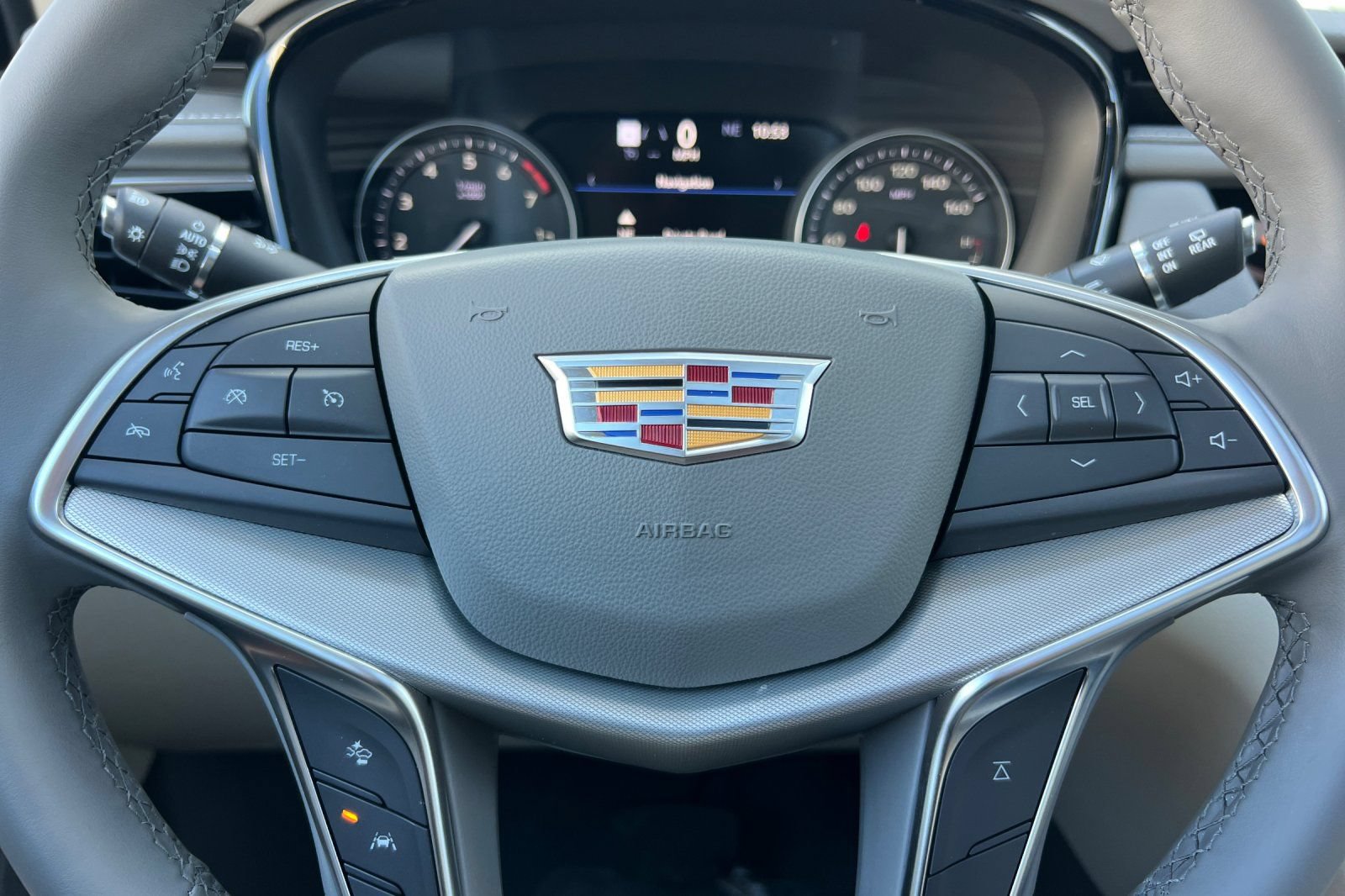 Used 2026 Cadillac XT5 Premium Luxury w/ LPO, Floor Liner Package FWD image 33