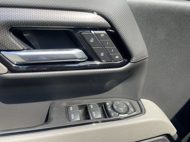 New 2026 Chevrolet Silverado 2500 ZR2 w/ LPO, Dark Essentials Package AWD/4WD image 13