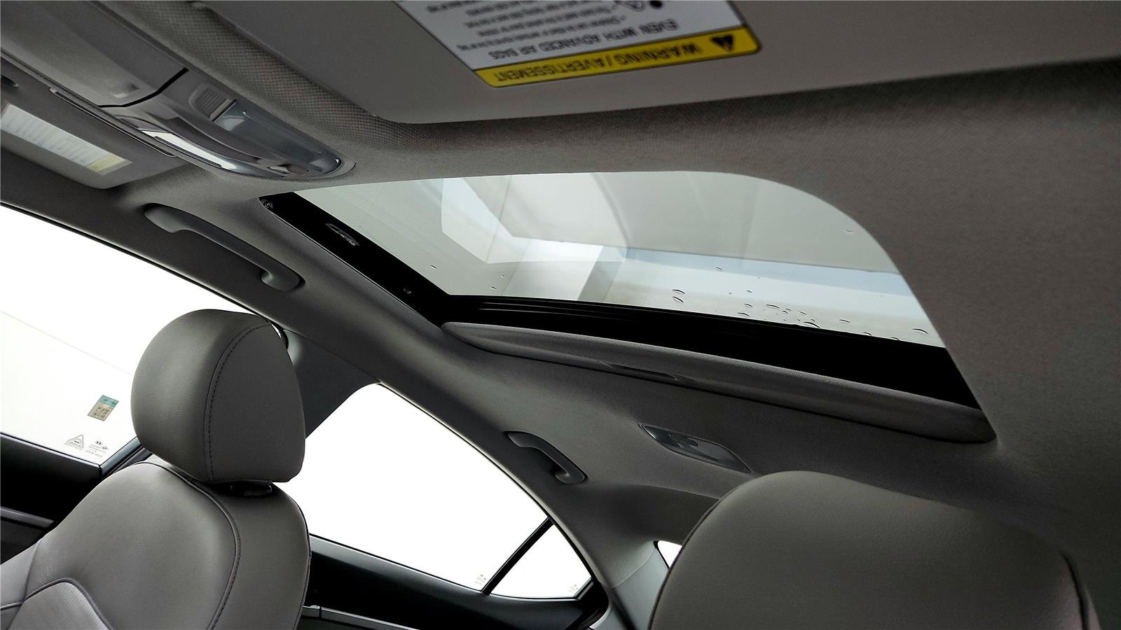 Used 2019 Hyundai Elantra Limited w/ Ultimate Package 02 image 26