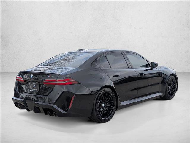 New 2026 BMW M5 image 2