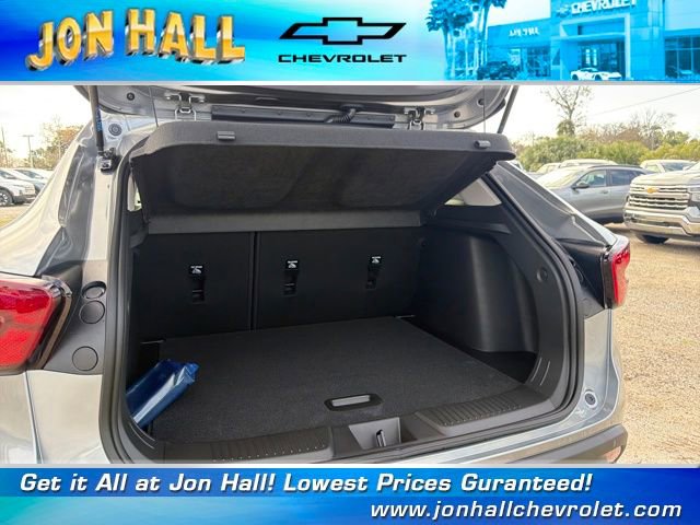 New 2026 Chevrolet Trax LT w/ Driver Confidence Package image 11