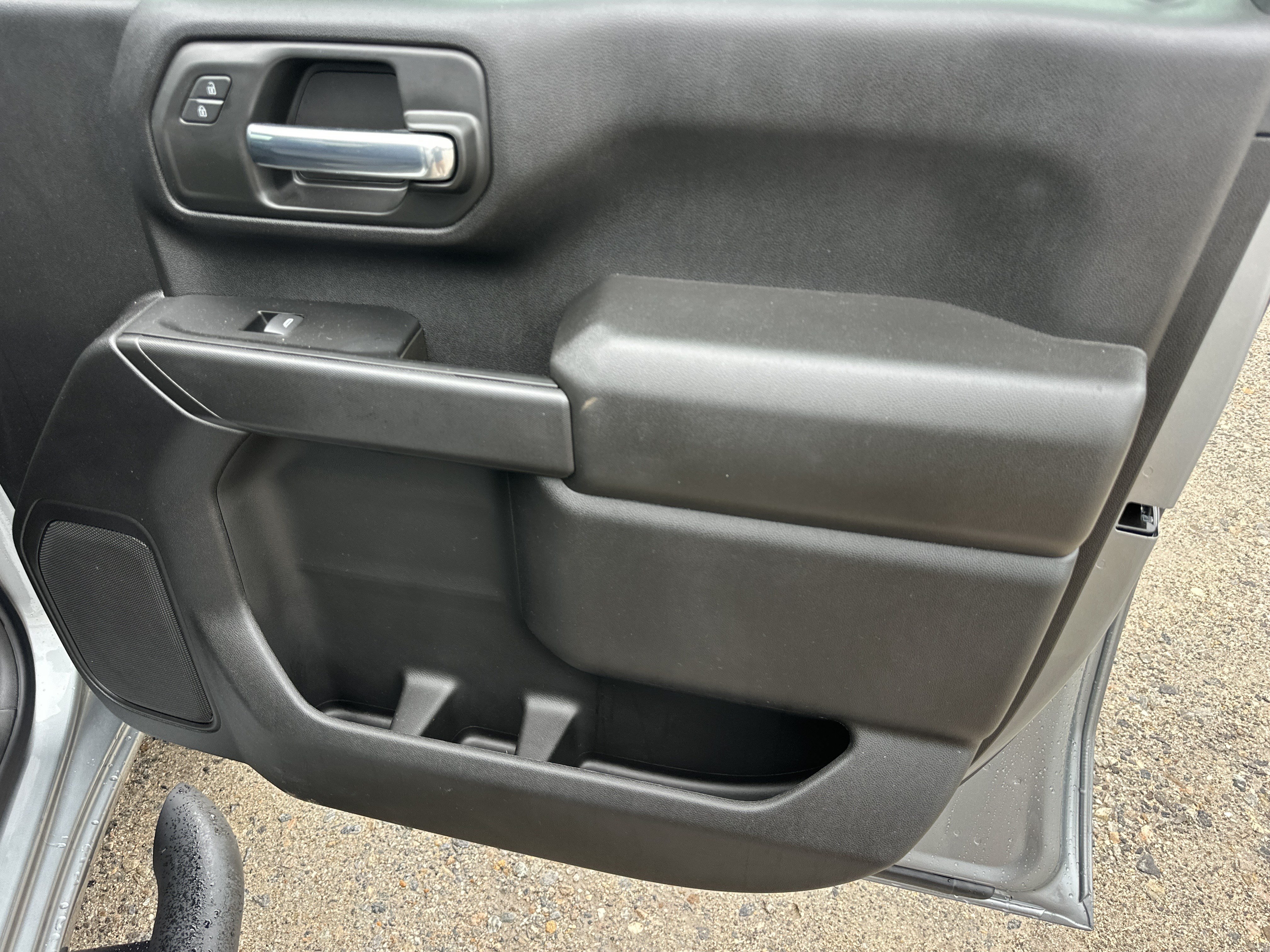 Certified 2026 Chevrolet Silverado 2500 Custom w/ Custom Value Package AWD/4WD image 15