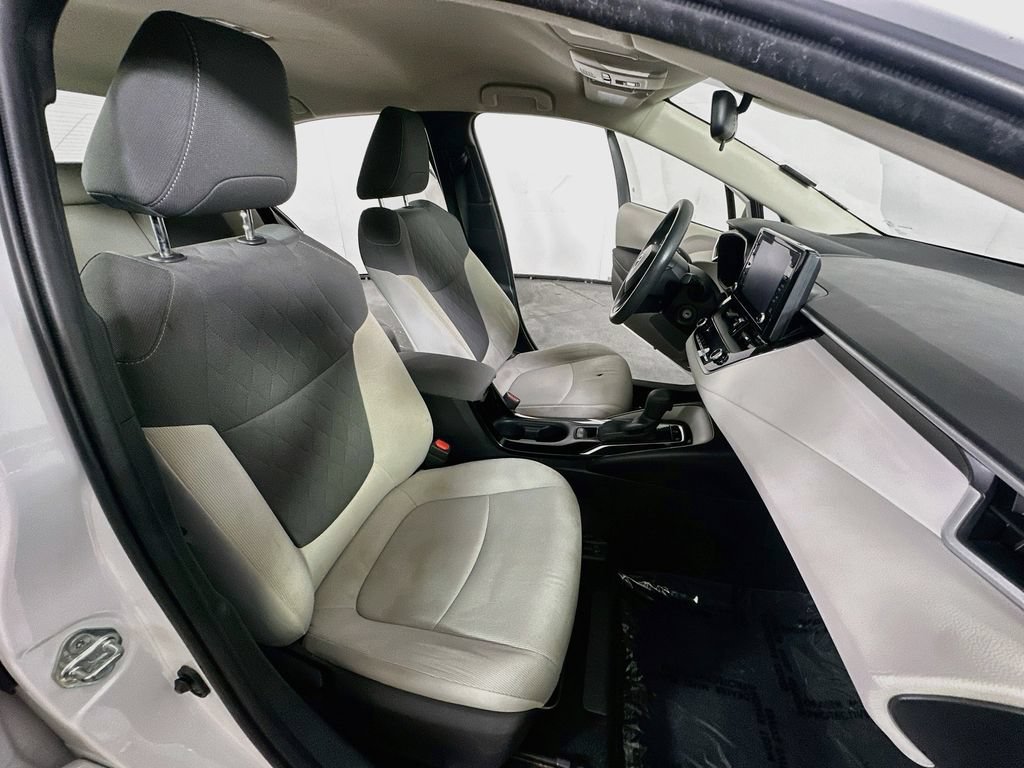 Used 2022 Toyota Corolla LE FWD image 12