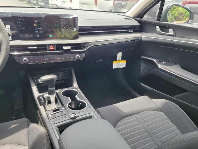 New 2026 Kia K5 LXS FWD image 10