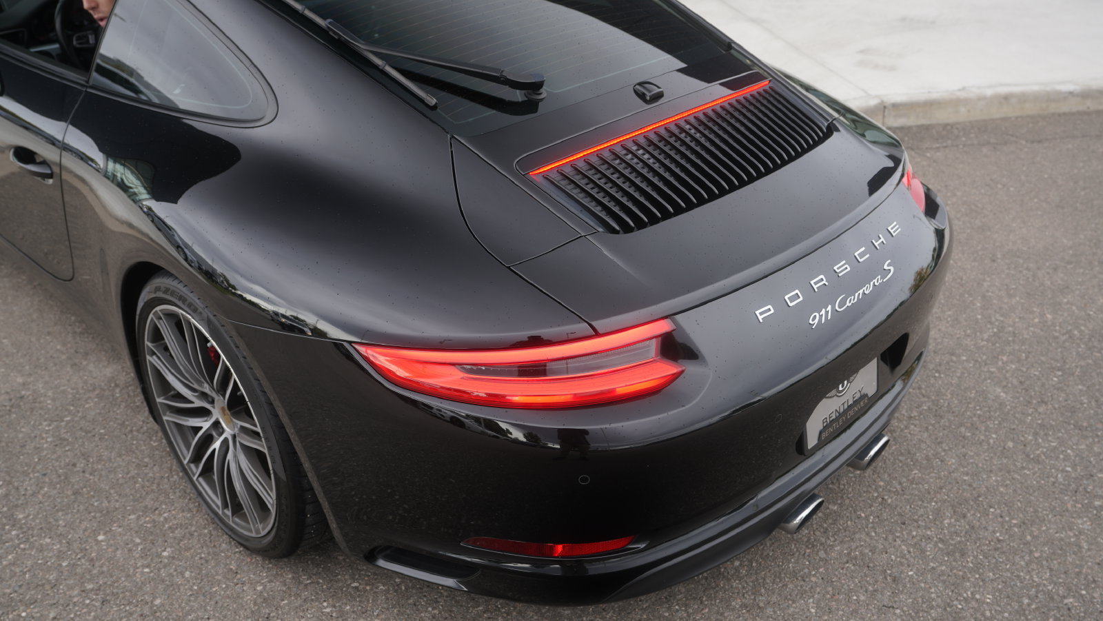 Used 2017 Porsche 911 Carrera S RWD image 10