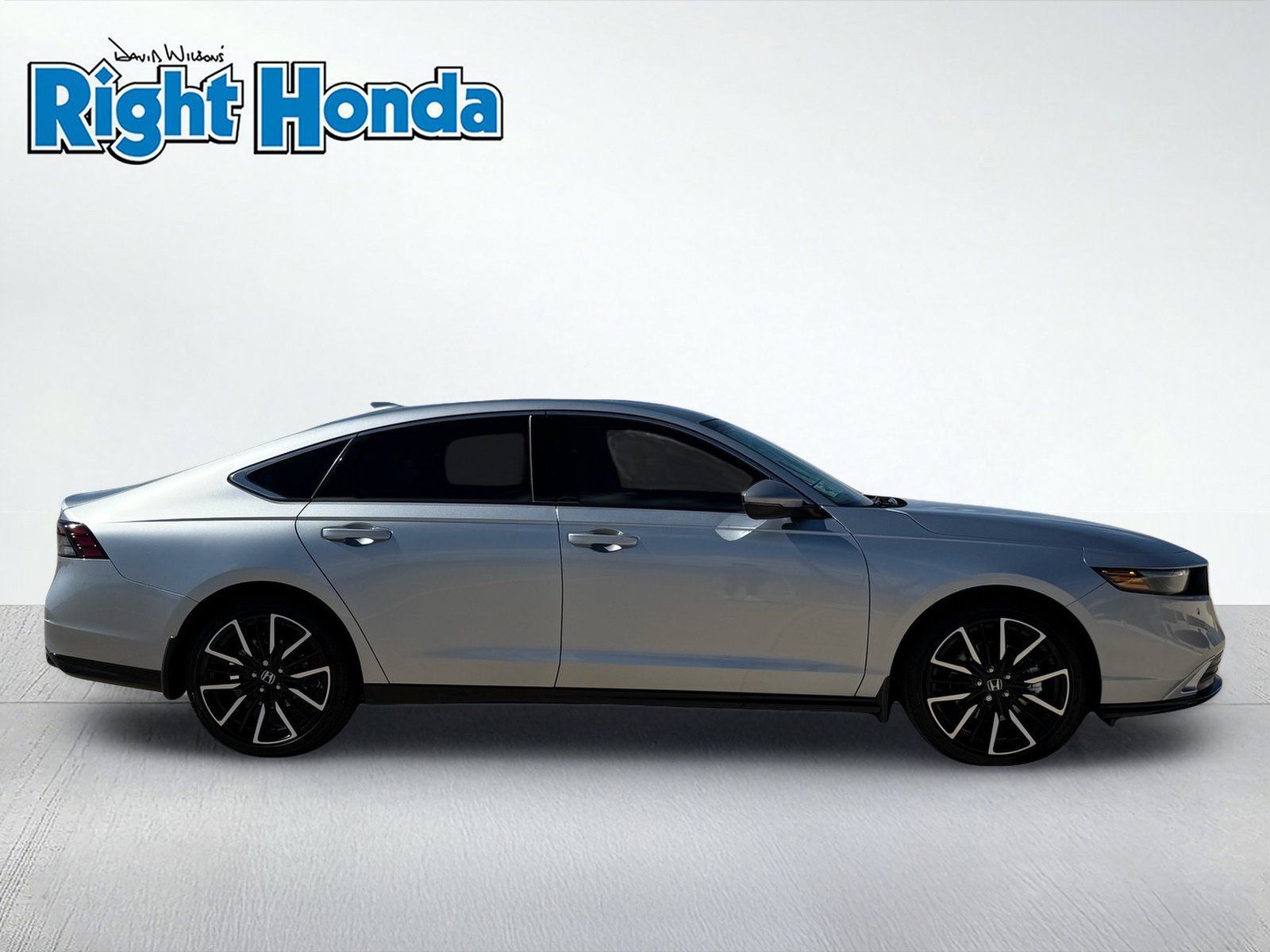 New 2026 Honda Accord Touring image 9
