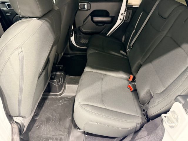 Used 2021 Jeep Wrangler Unlimited Sport image 33