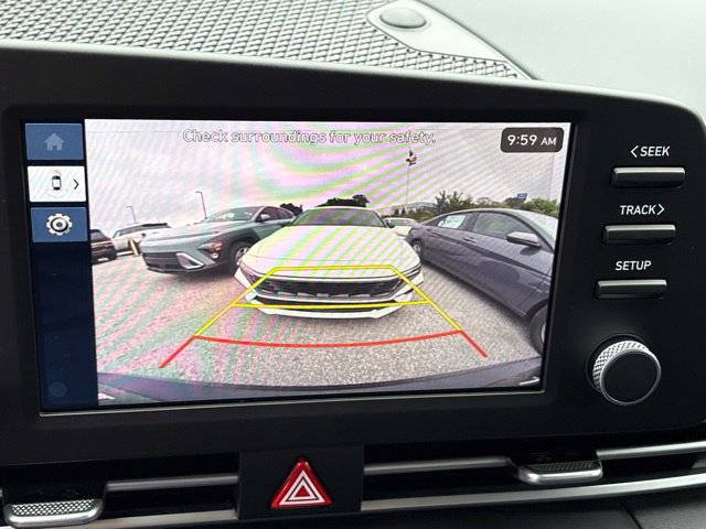 New 2026 Hyundai Elantra SE FWD image 9