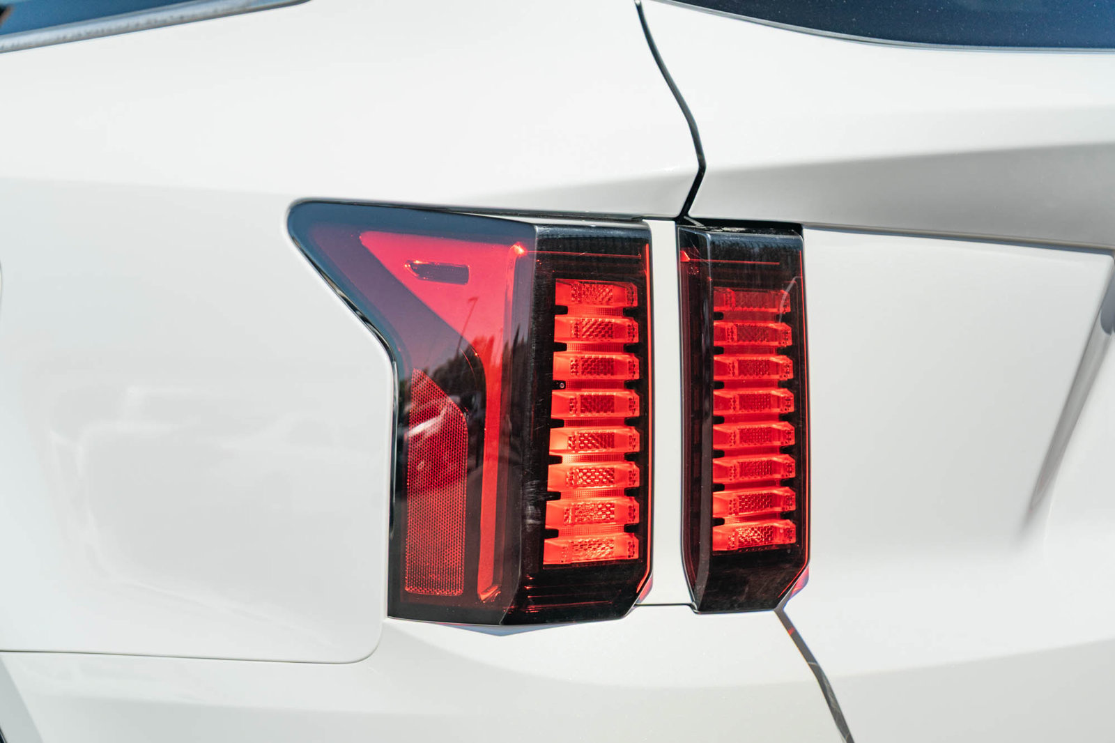 Used 2022 Kia Sorento EX w/ Panoramic Sunroof Package FWD image 7