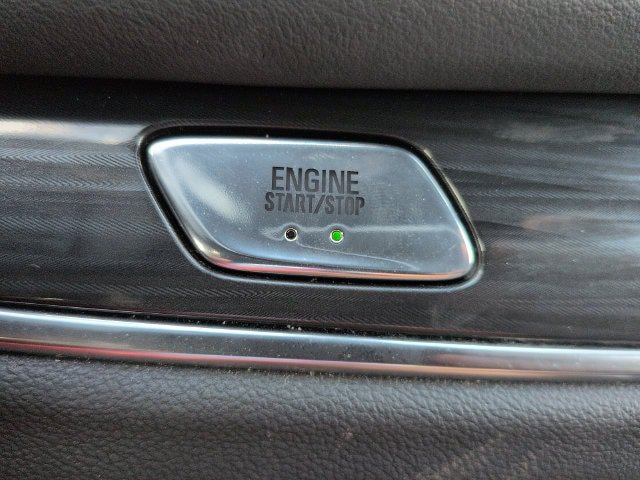 Used 2023 Buick Enclave Essence w/ Sport Touring Edition FWD image 21