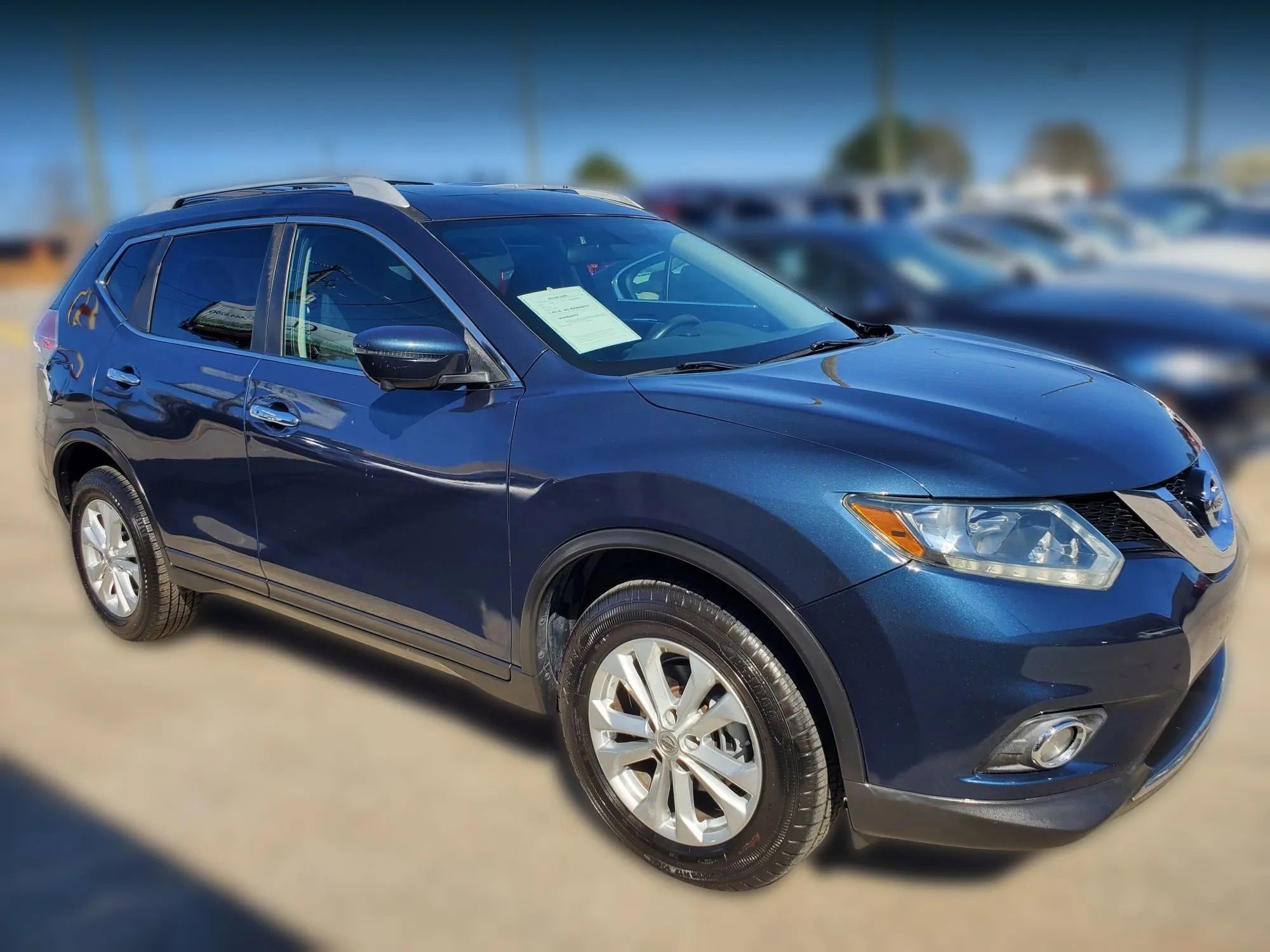 Used 2016 Nissan Rogue SV w/ SV Premium Package image 12