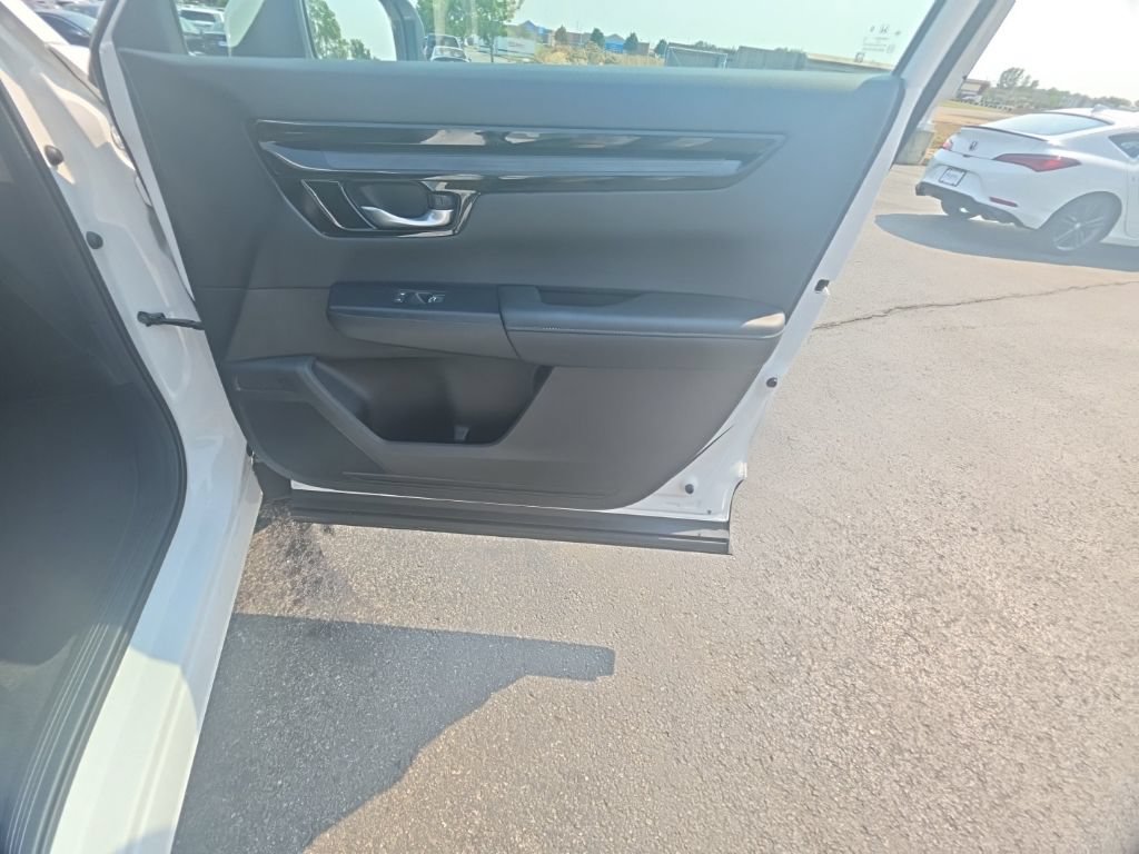 Used 2025 Honda CR-V EX-L image 31