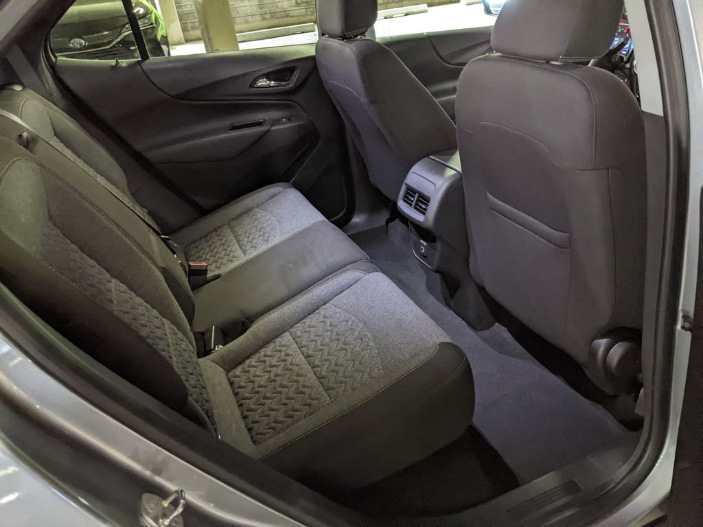 Used 2023 Chevrolet Equinox LT FWD image 25