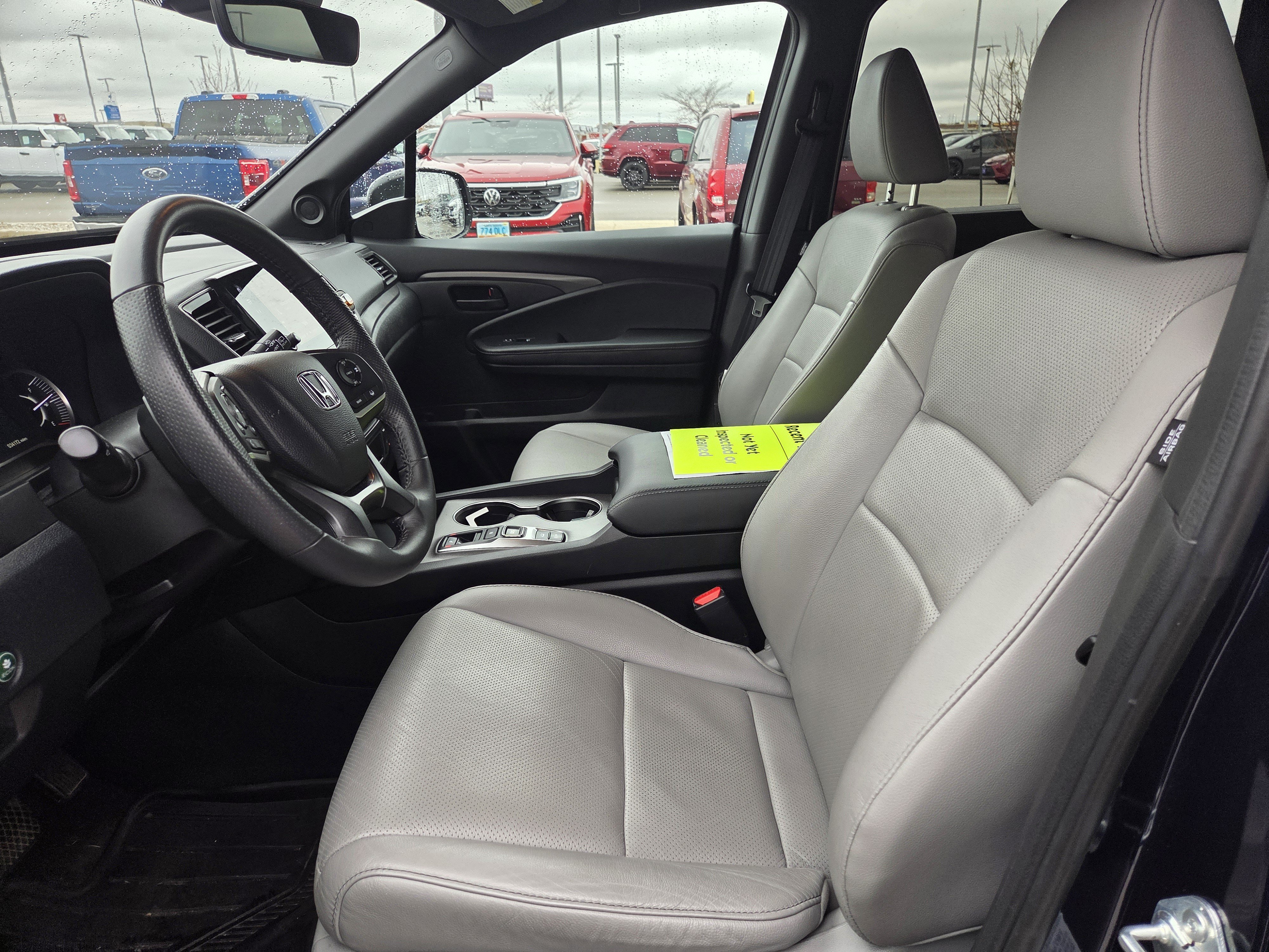 Used 2024 Honda Passport EX-L image 7