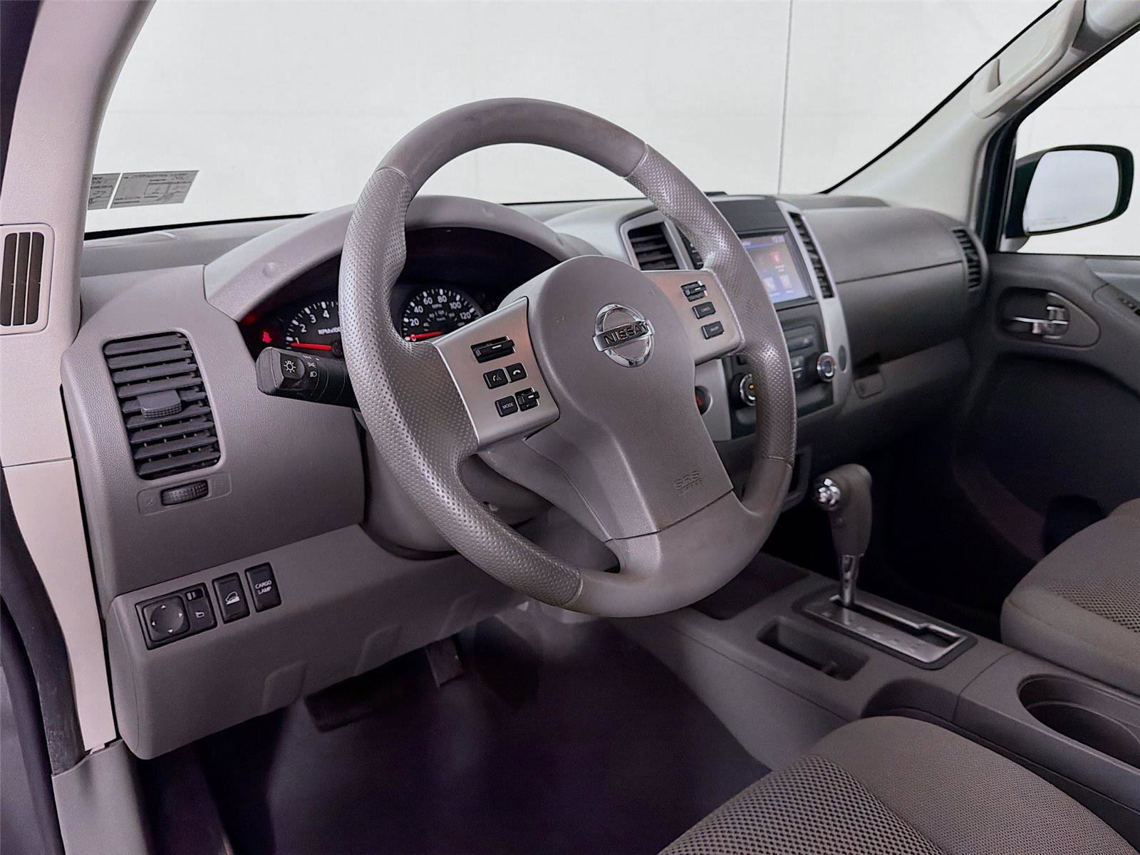 Used 2019 Nissan Frontier SV AWD/4WD image 16