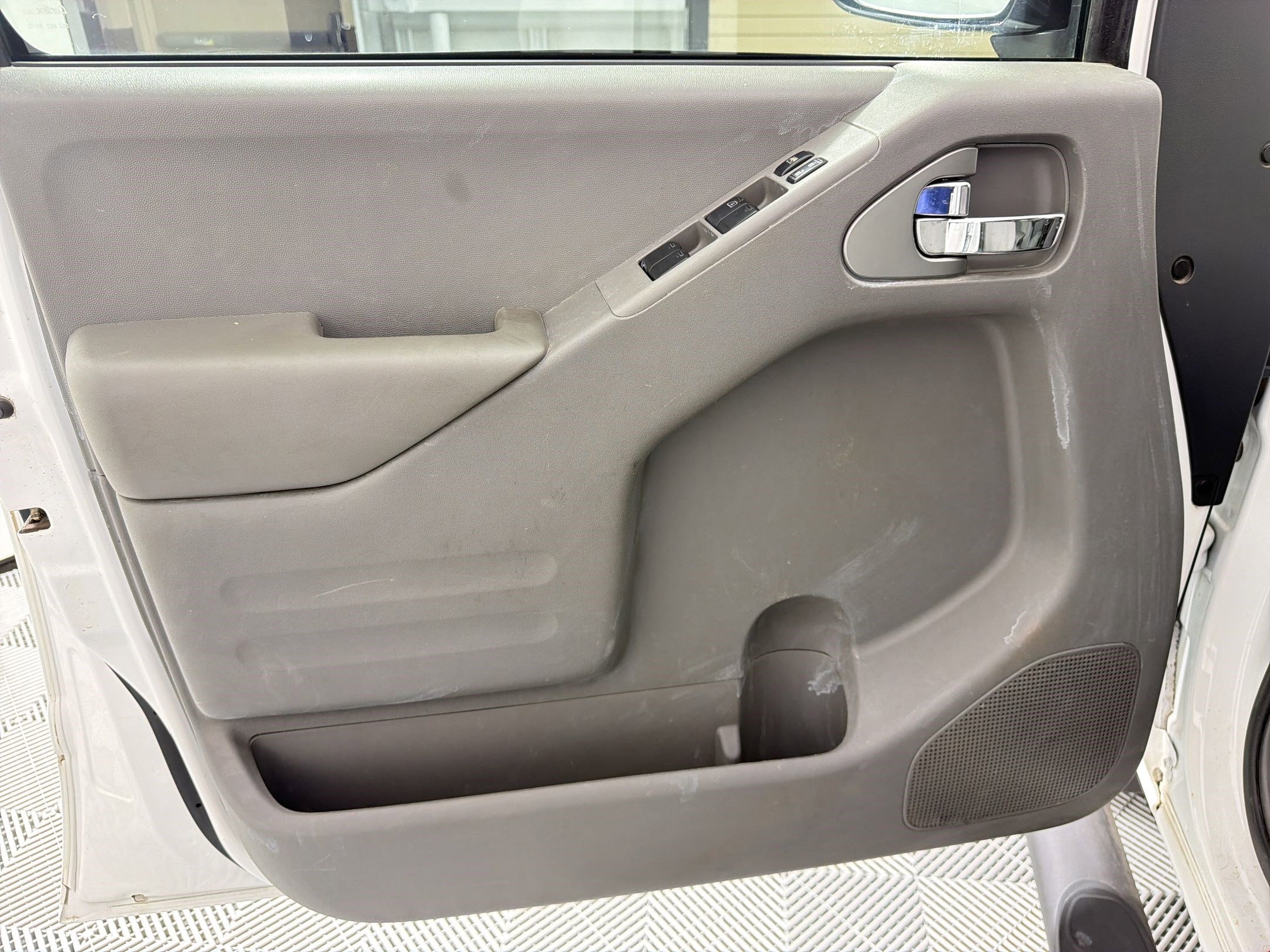 Used 2019 Nissan Frontier SV w/ Value Truck Package RWD image 13