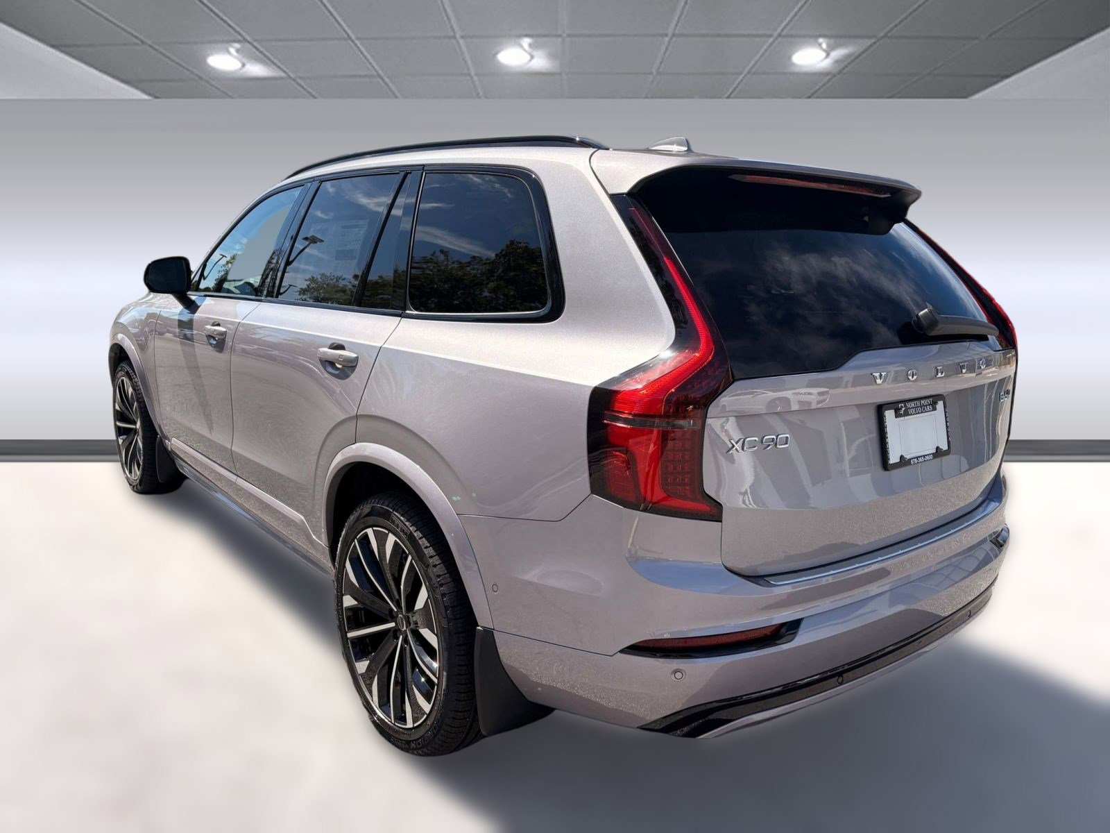 New 2026 Volvo XC90 B6 Ultra w/ Protection Package image 3