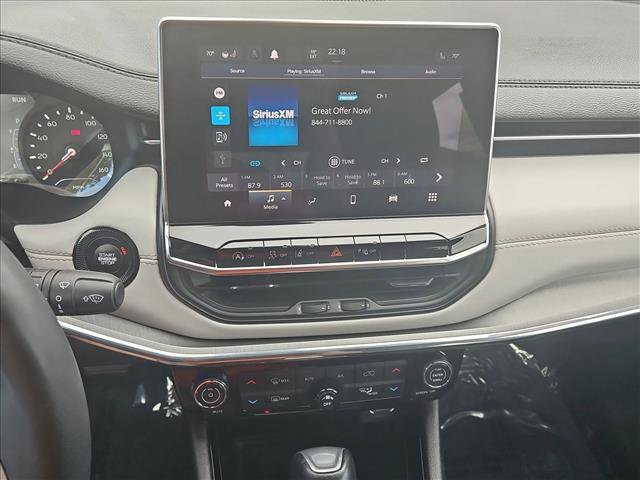 Used 2024 Jeep Compass Limited image 15