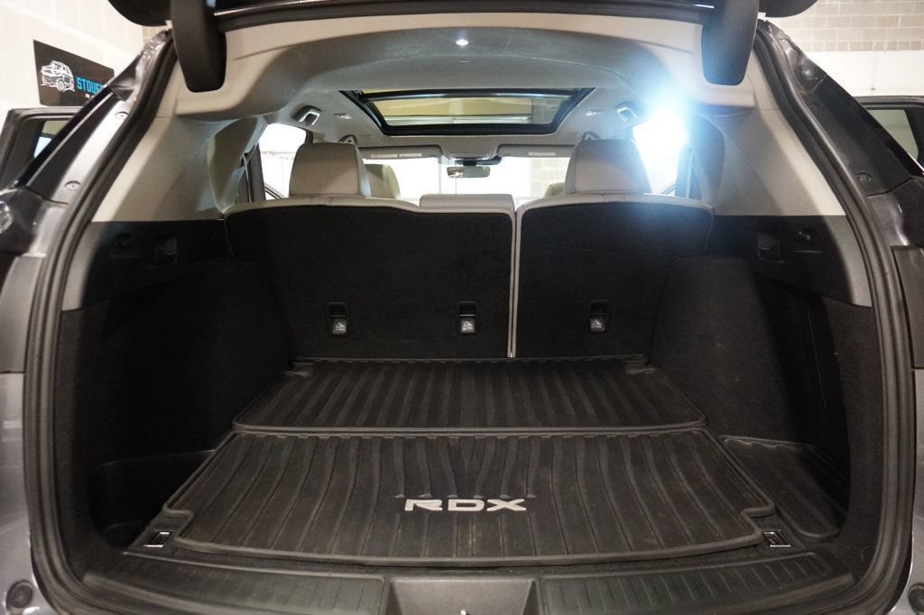 Used 2019 Acura RDX w/ Technology Package AWD/4WD image 15