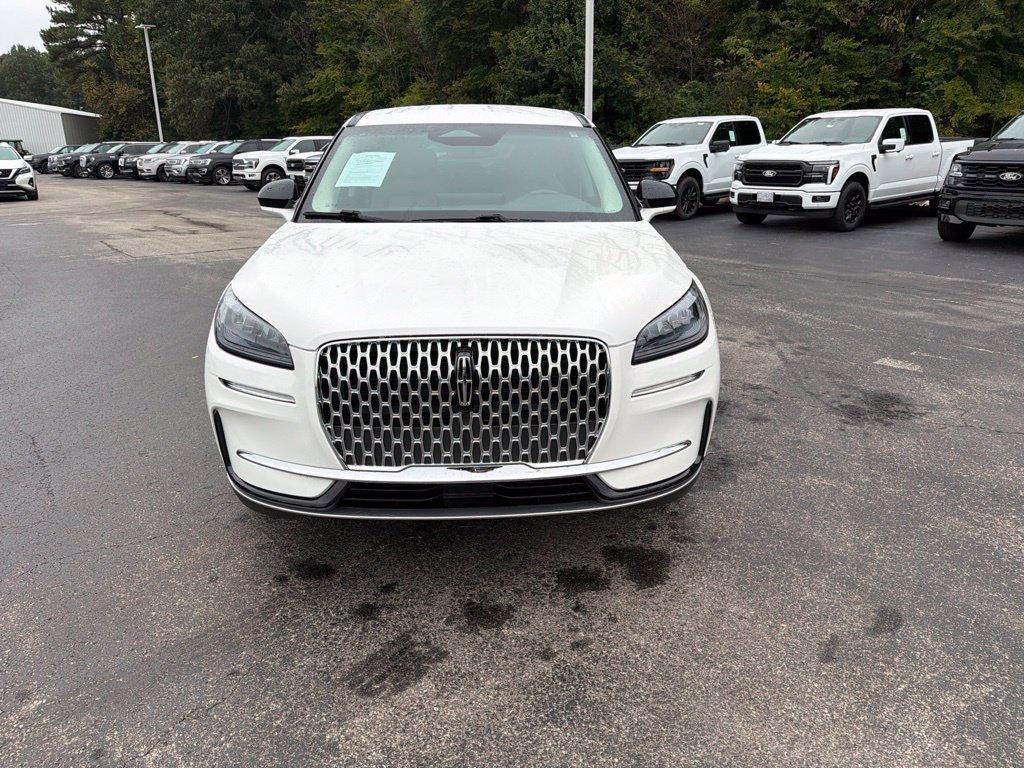 Used 2023 Lincoln Corsair AWD image 8
