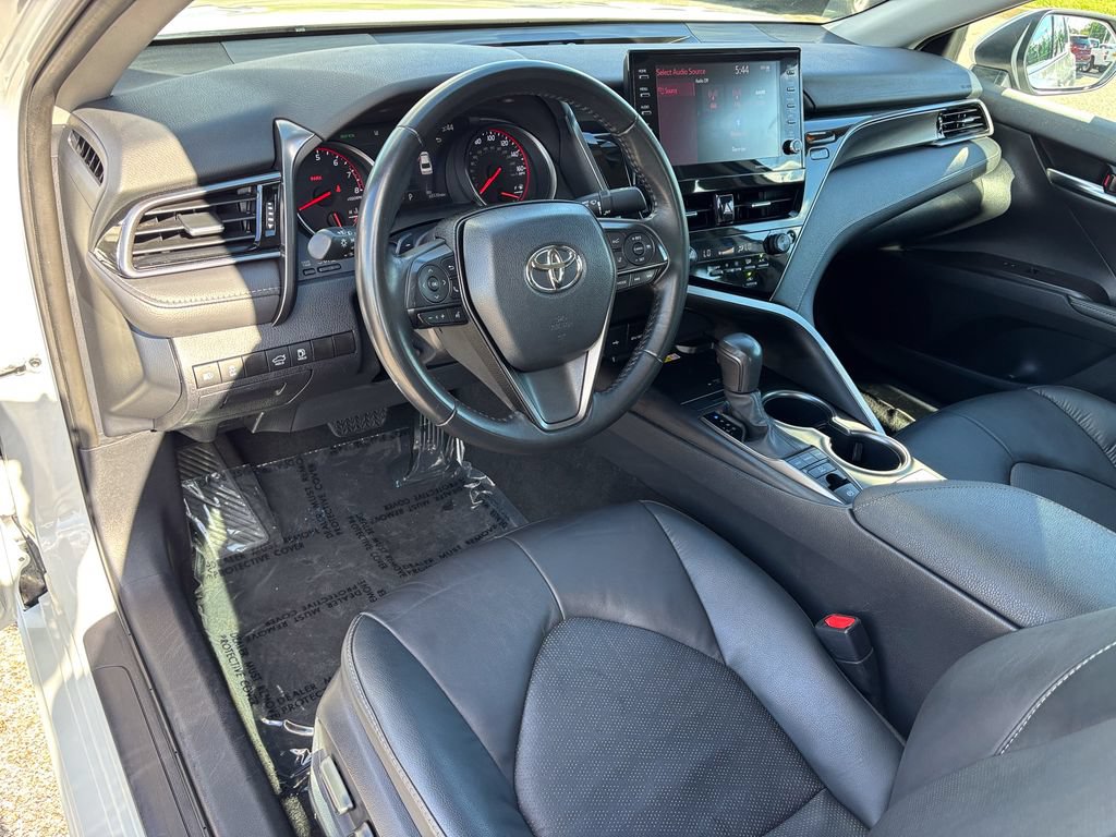 Used 2024 Toyota Camry XSE FWD image 16