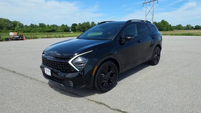 Used 2025 Kia Sportage X-Line w/ Premium Package AWD/4WD image 3