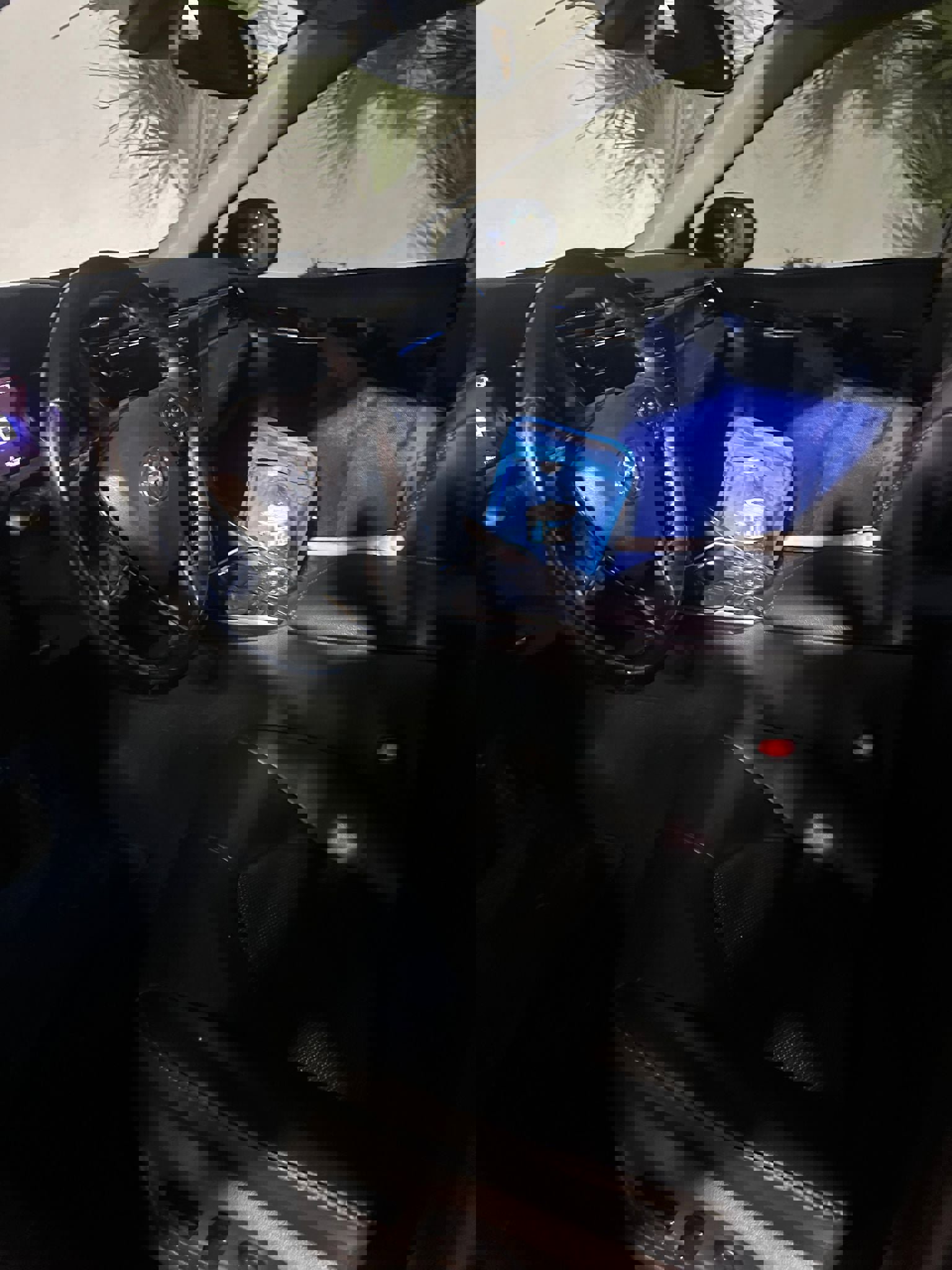 Used 2020 Toyota Camry XSE image 3