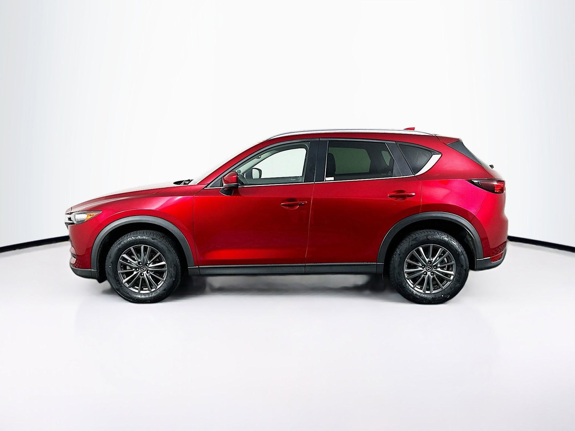 Used 2017 MAZDA CX-5 Touring w/ Preferred Equipment Package AWD/4WD image 4