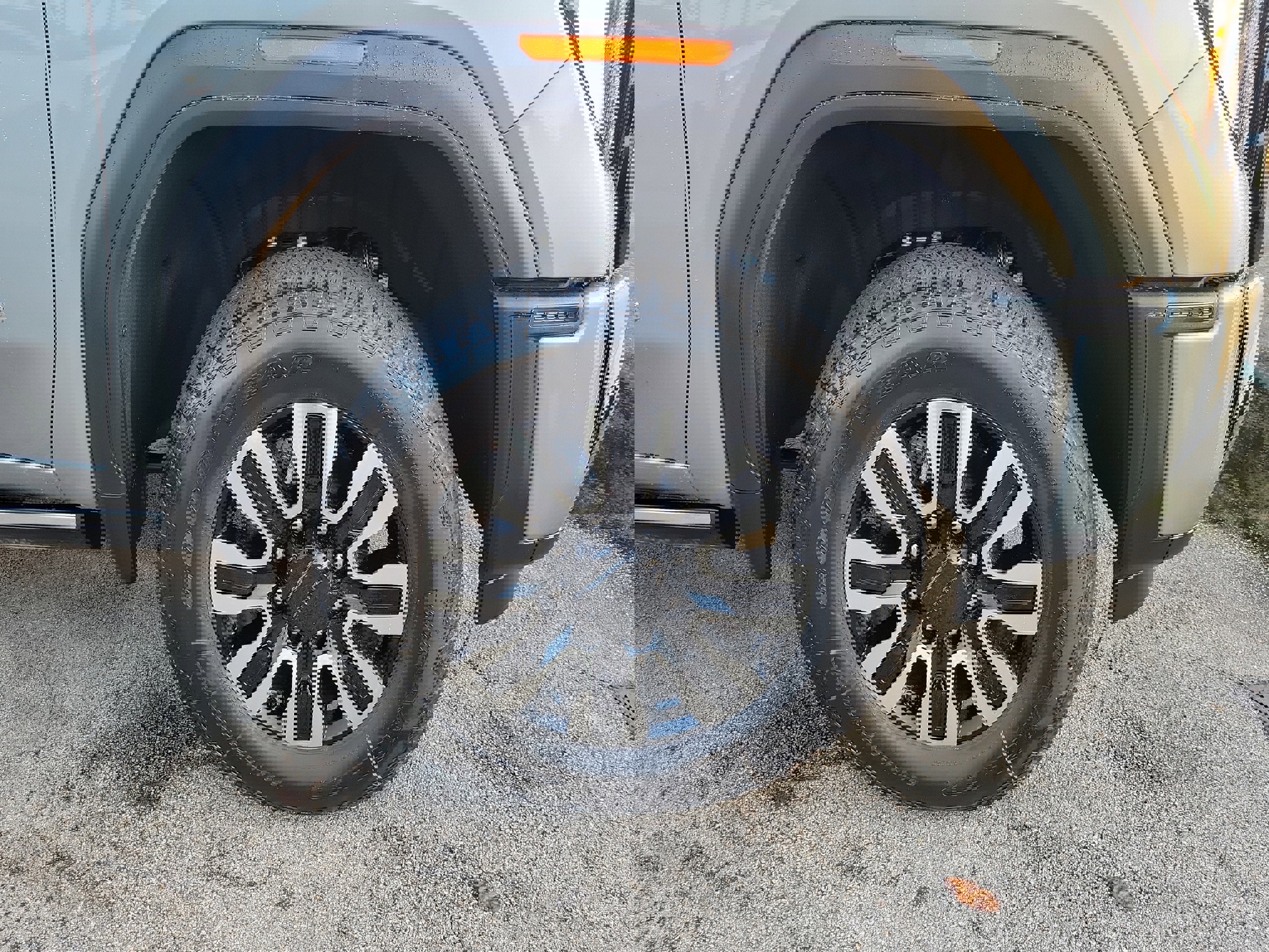 New 2026 GMC Sierra 2500 Denali Ultimate image 4