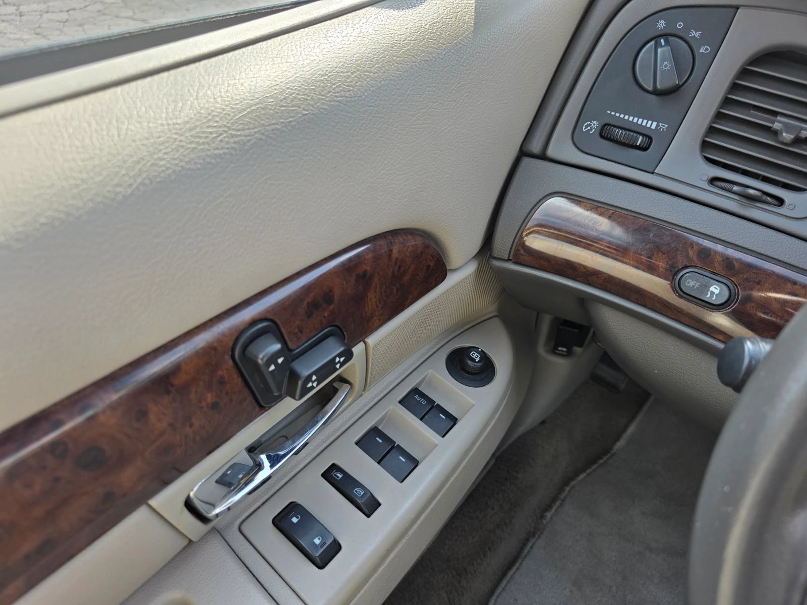 Used 2010 Mercury Grand Marquis LS RWD image 19