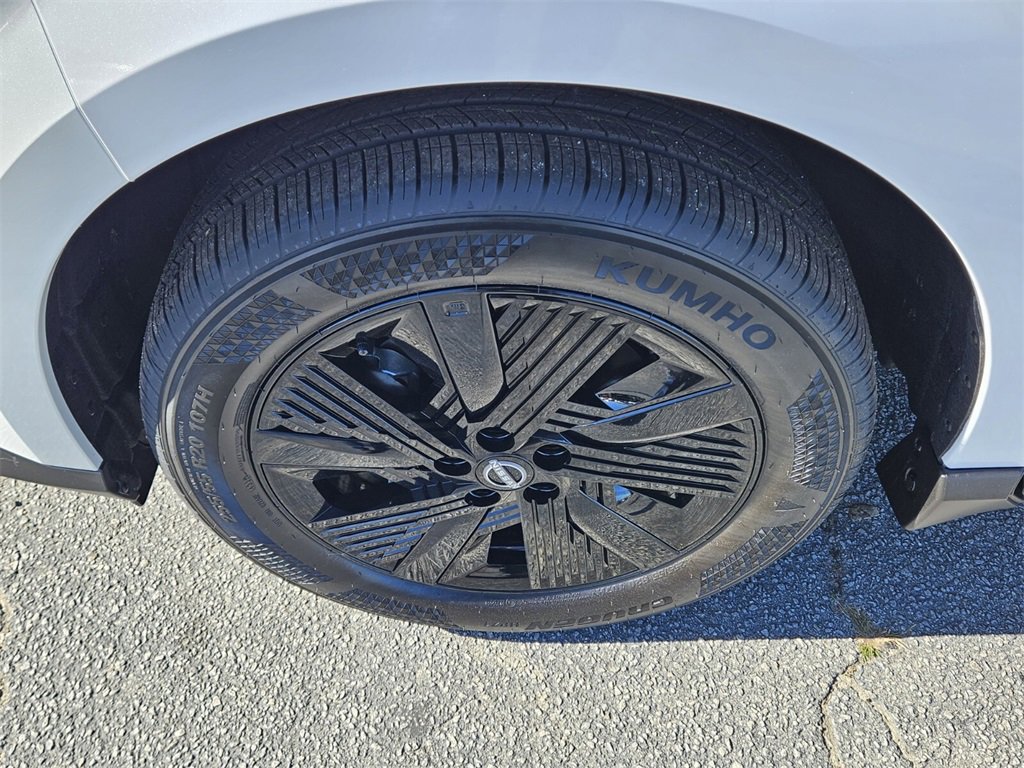 New 2026 Nissan Murano SV image 16