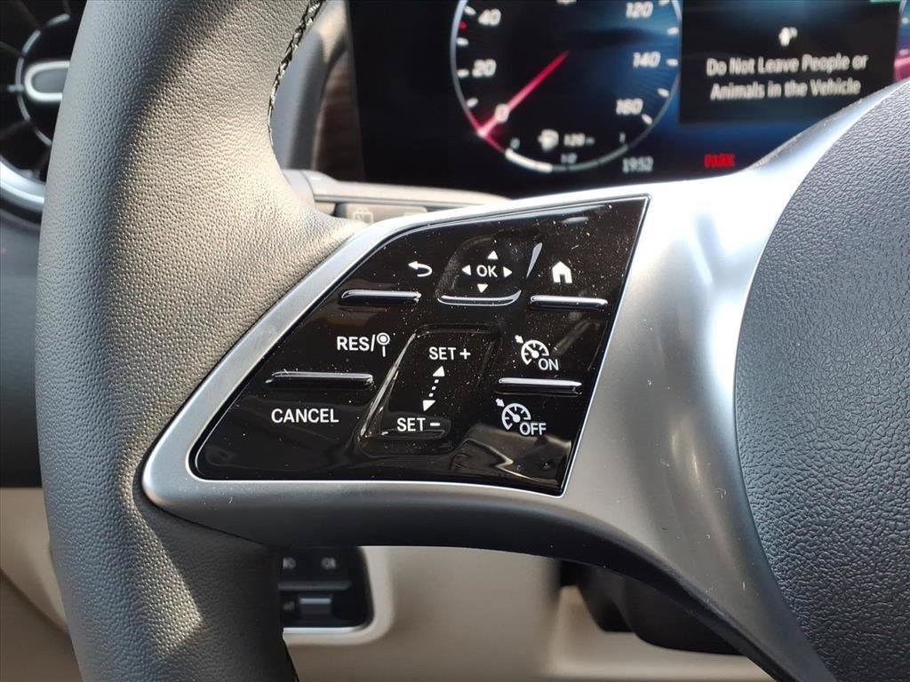 New 2026 Mercedes-Benz GLB 250 4MATIC image 13