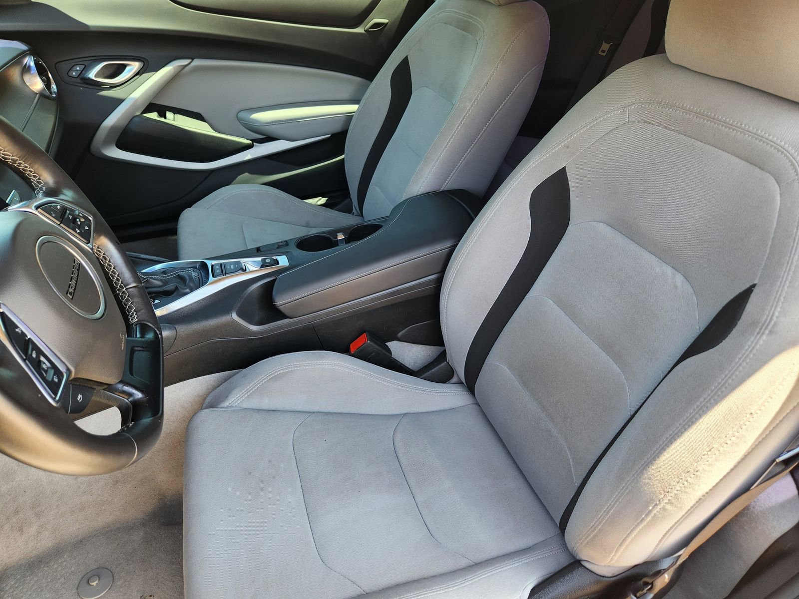 Used 2023 Chevrolet Camaro LT RWD image 16