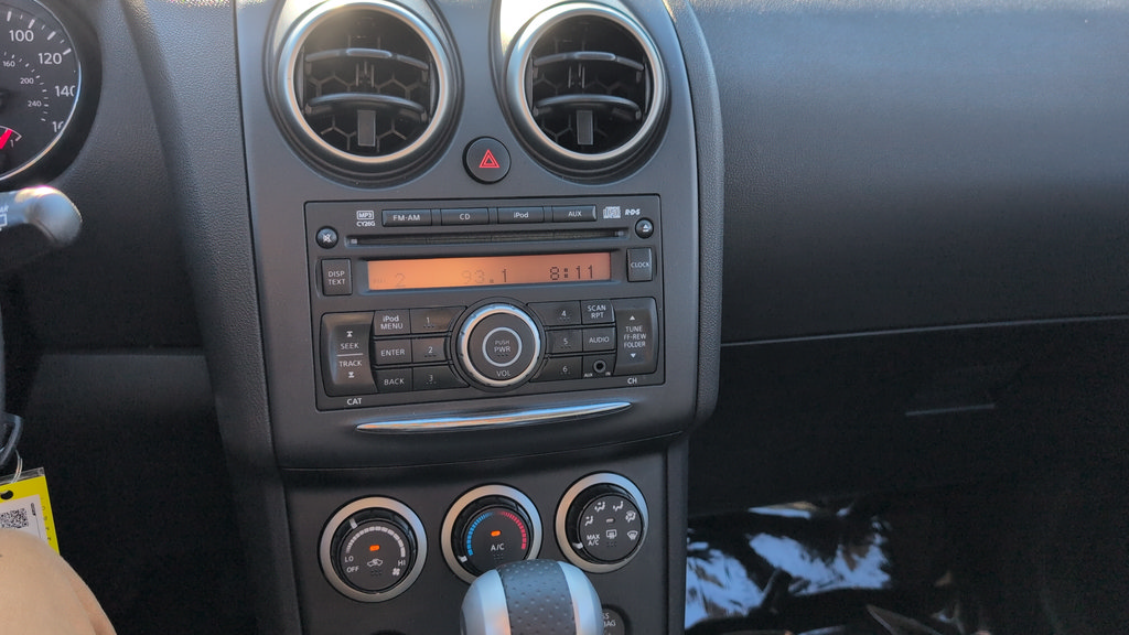 Used 2012 Nissan Rogue S FWD image 17