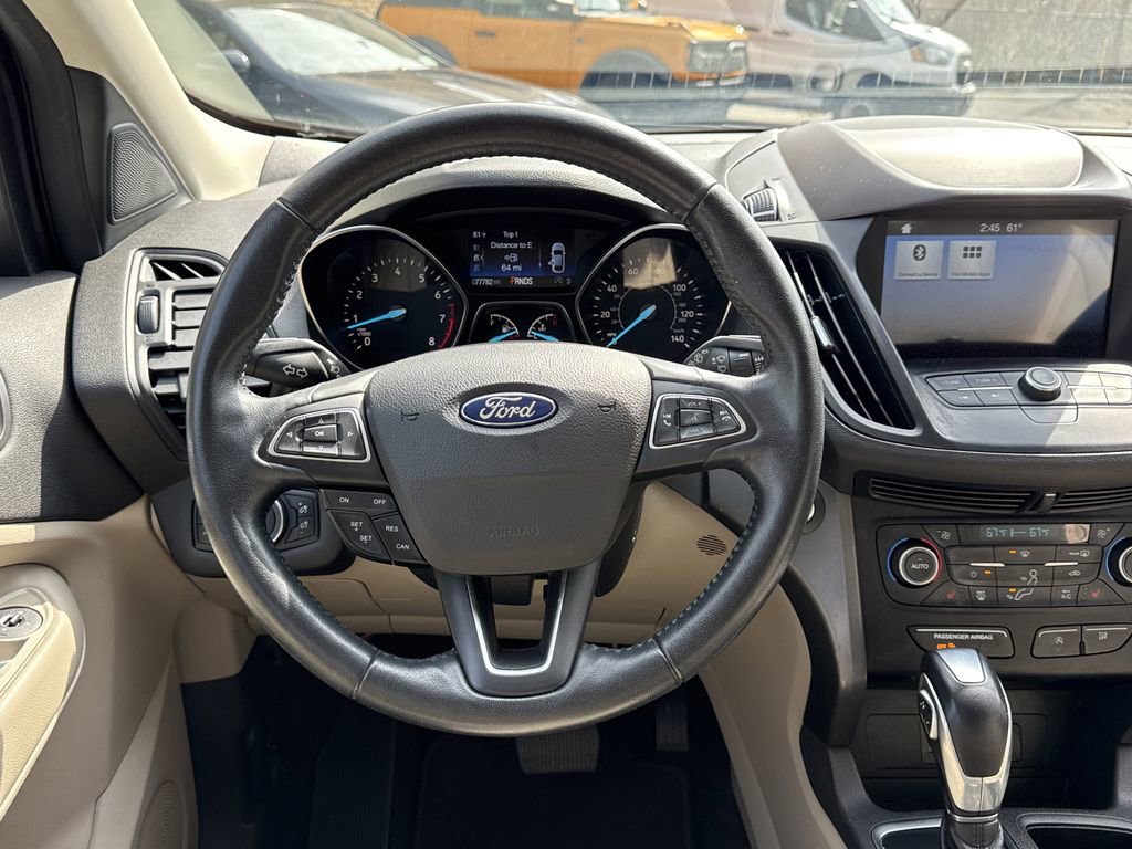 Used 2019 Ford Escape SEL image 11