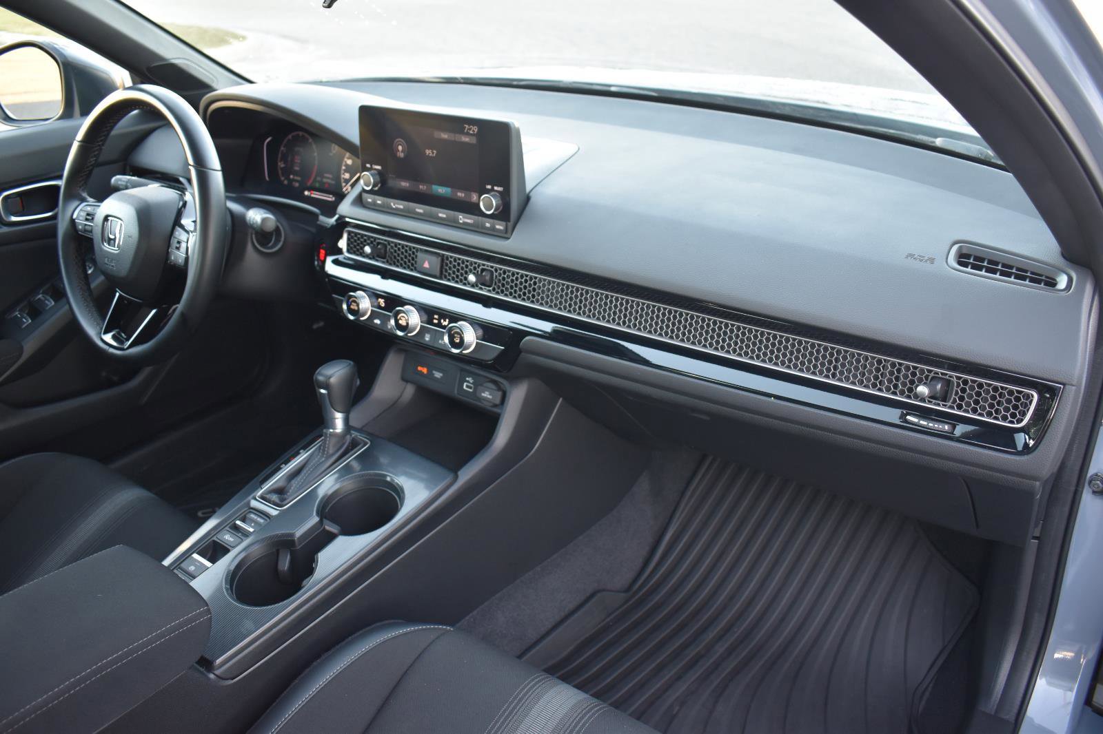 Used 2022 Honda Civic Sport image 49