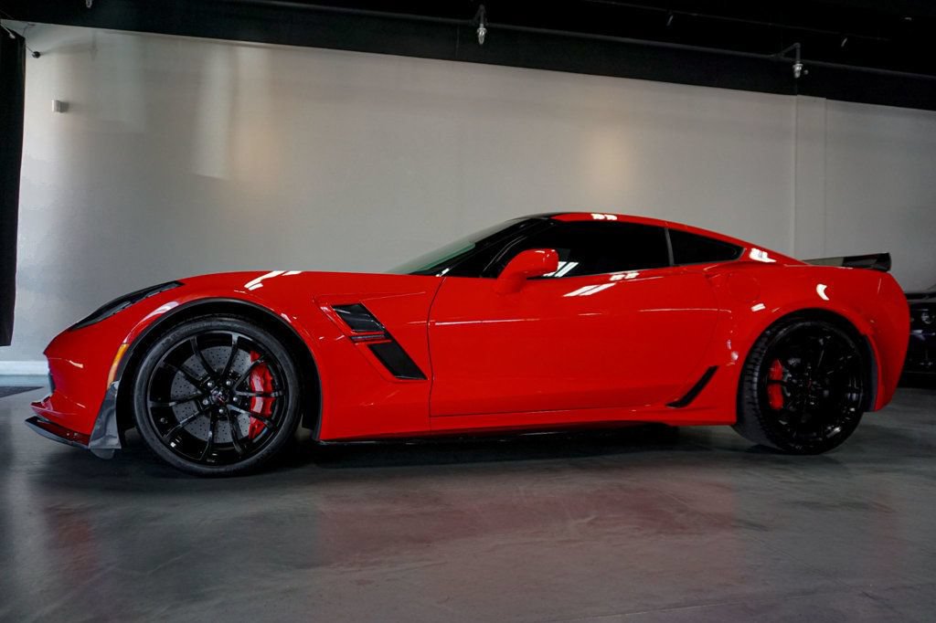 Used 2017 Chevrolet Corvette Grand Sport w/ Z07 Performance Package RWD image 43