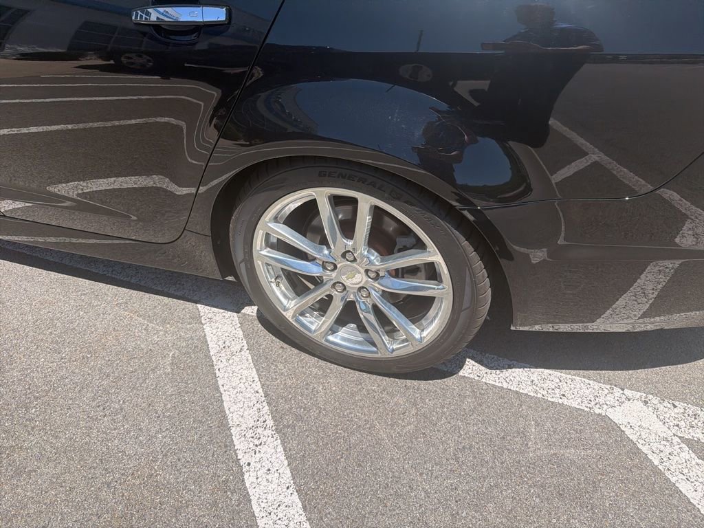 Used 2014 Chevrolet SS RWD image 10