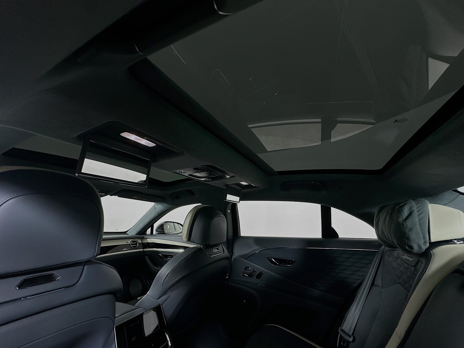 New 2026 Bentley Flying Spur Plug-In Hybrid AWD/4WD image 67