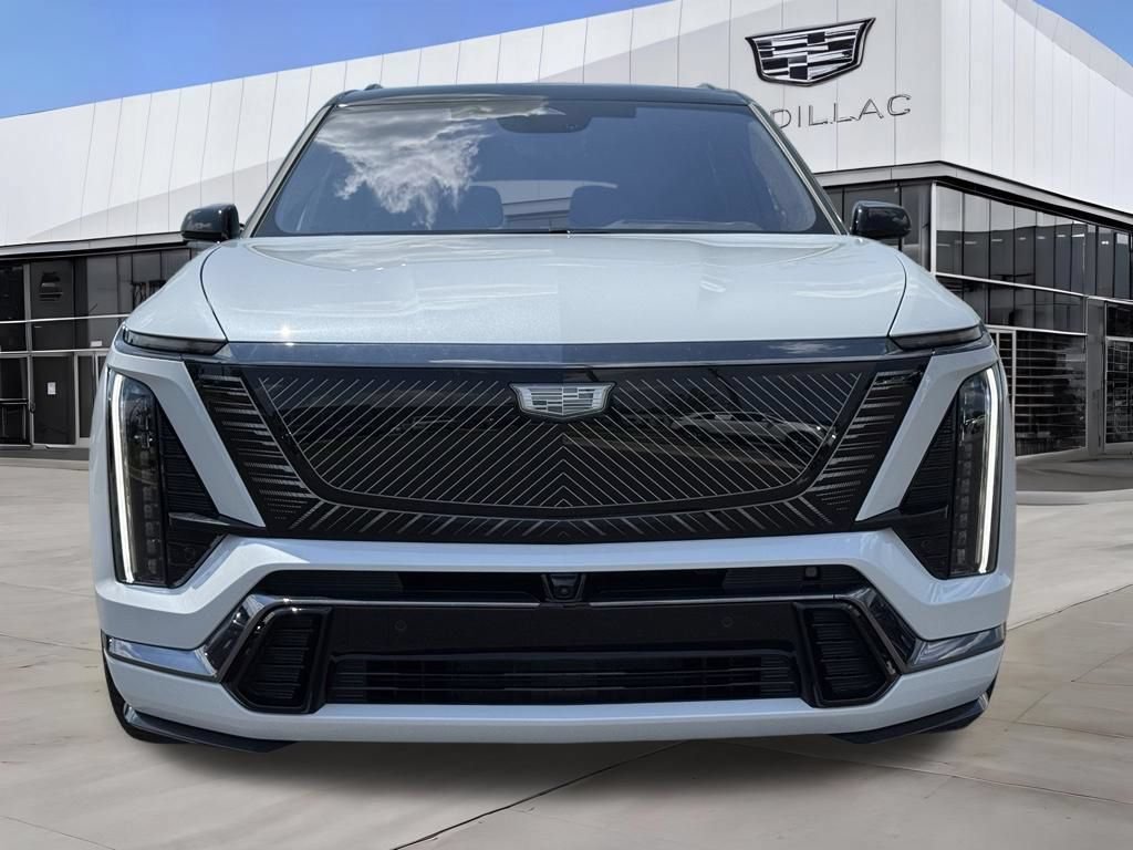 Used 2026 Cadillac Vistiq Platinum w/ LPO, Floor Liner Package AWD/4WD image 3