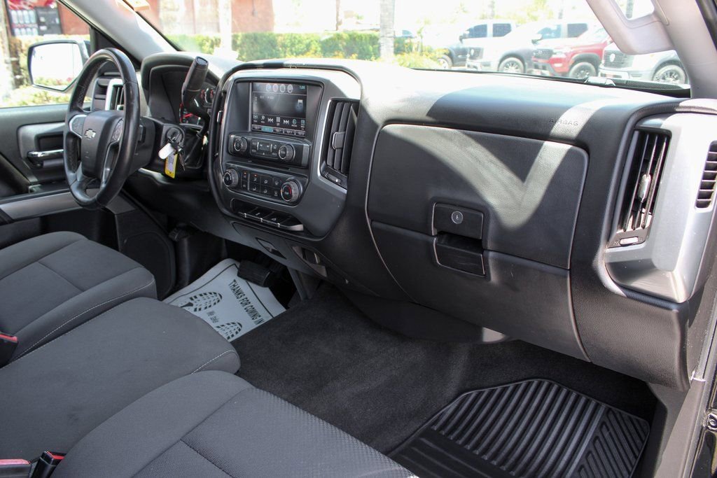 Used 2016 Chevrolet Silverado 1500 LT w/ LT Convenience Package RWD image 27